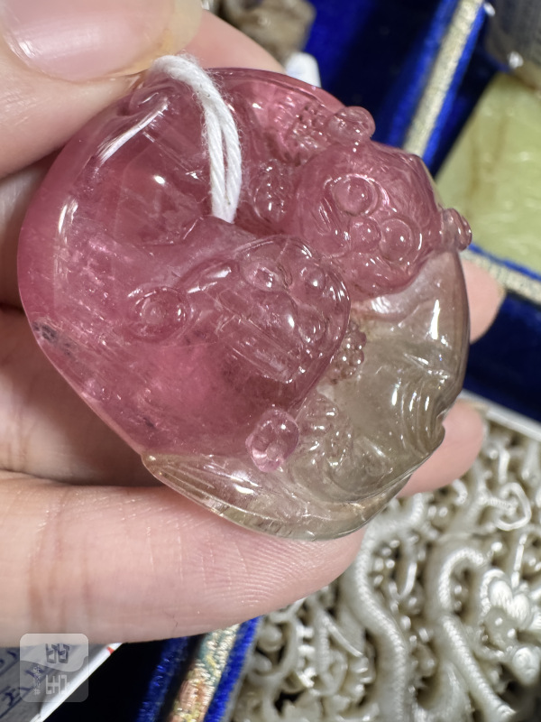 清 碧玺双獾挂坠 - 图7